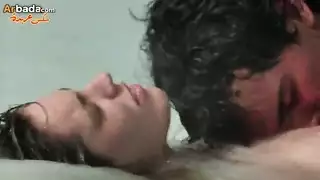 شاي يغتصب حبيبته المراهقة