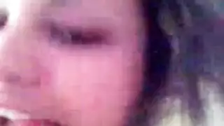 أثداء عملاقة معروضة بينما تونسية فاجرة تطحن وتغري