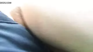 الأم الناضجة تأخذ عدة قذفات في فيلم إباحي صريح